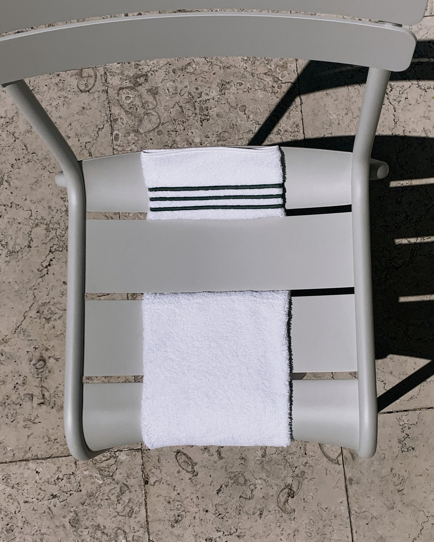 Isaac Guest Towel 30 x 50 cm made from 100% combed cotton